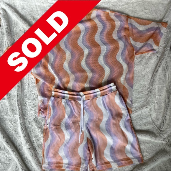 SOLD Mesh matching set of mesh shirt and shorts: shirt size XL, shorts size M - Picture 1 of 3